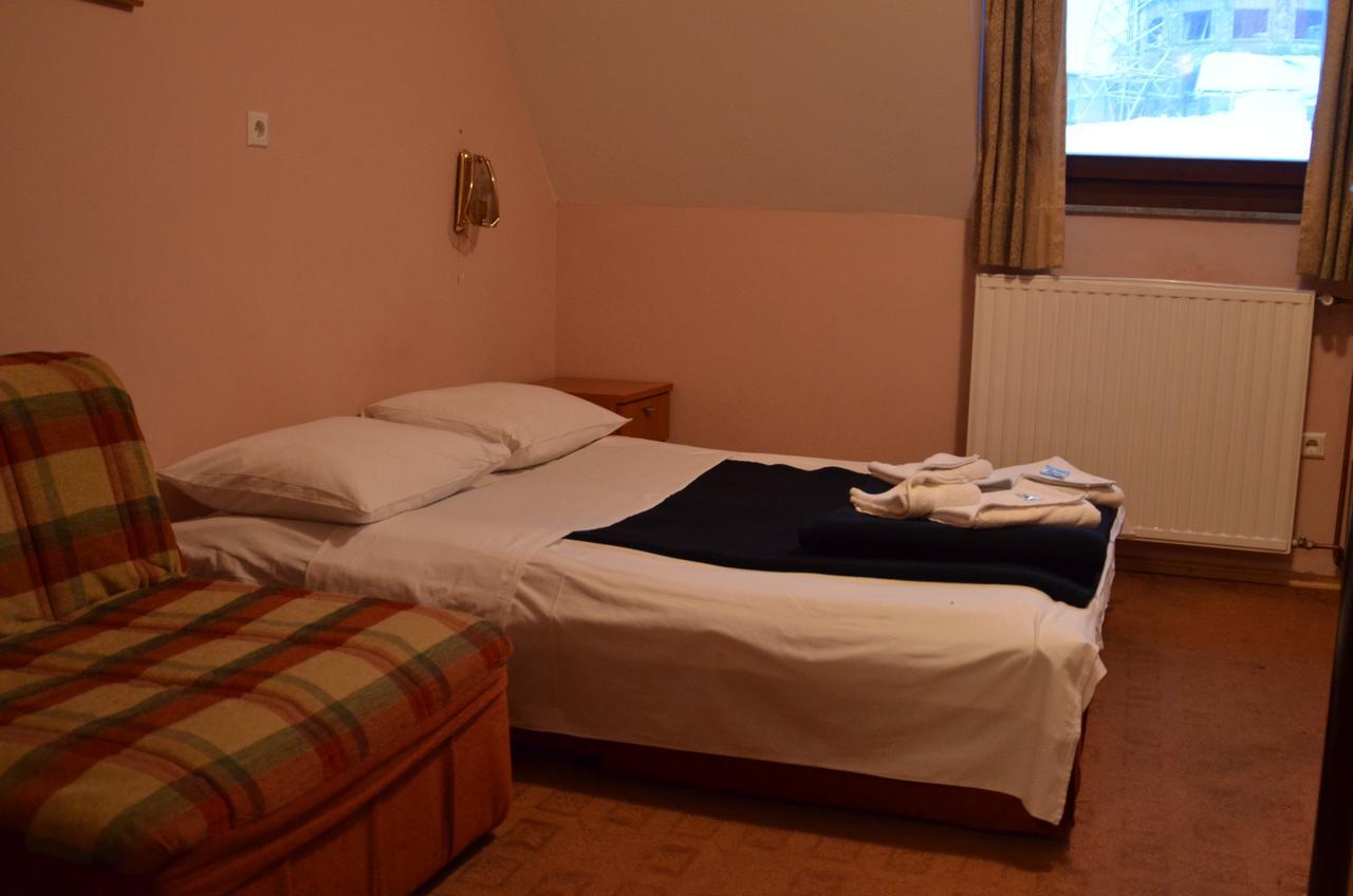 Hotel Dva Javora Jahorina Exterior foto